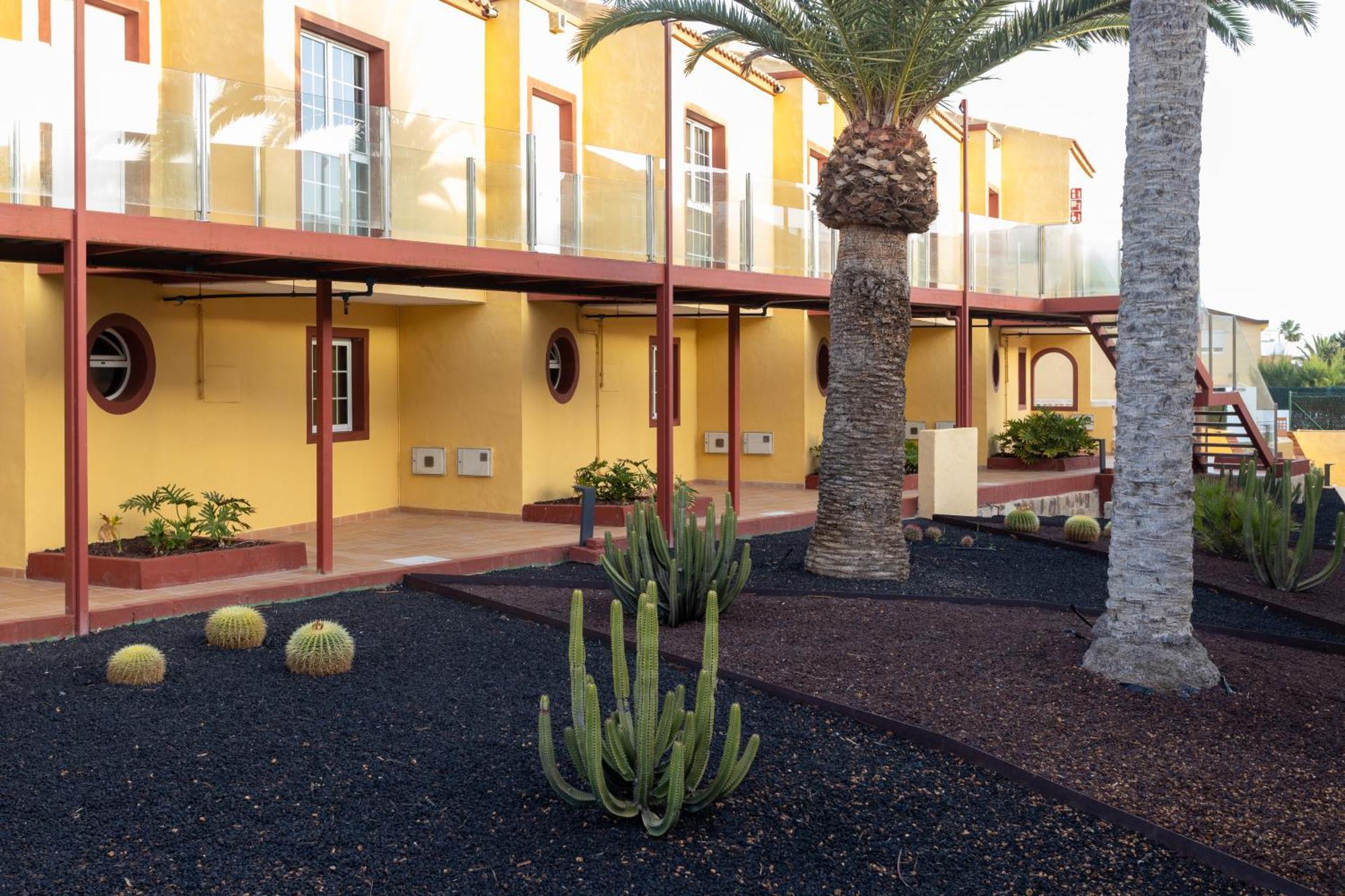 Apartamentos Maxorata Beach Corralejo Bagian luar foto