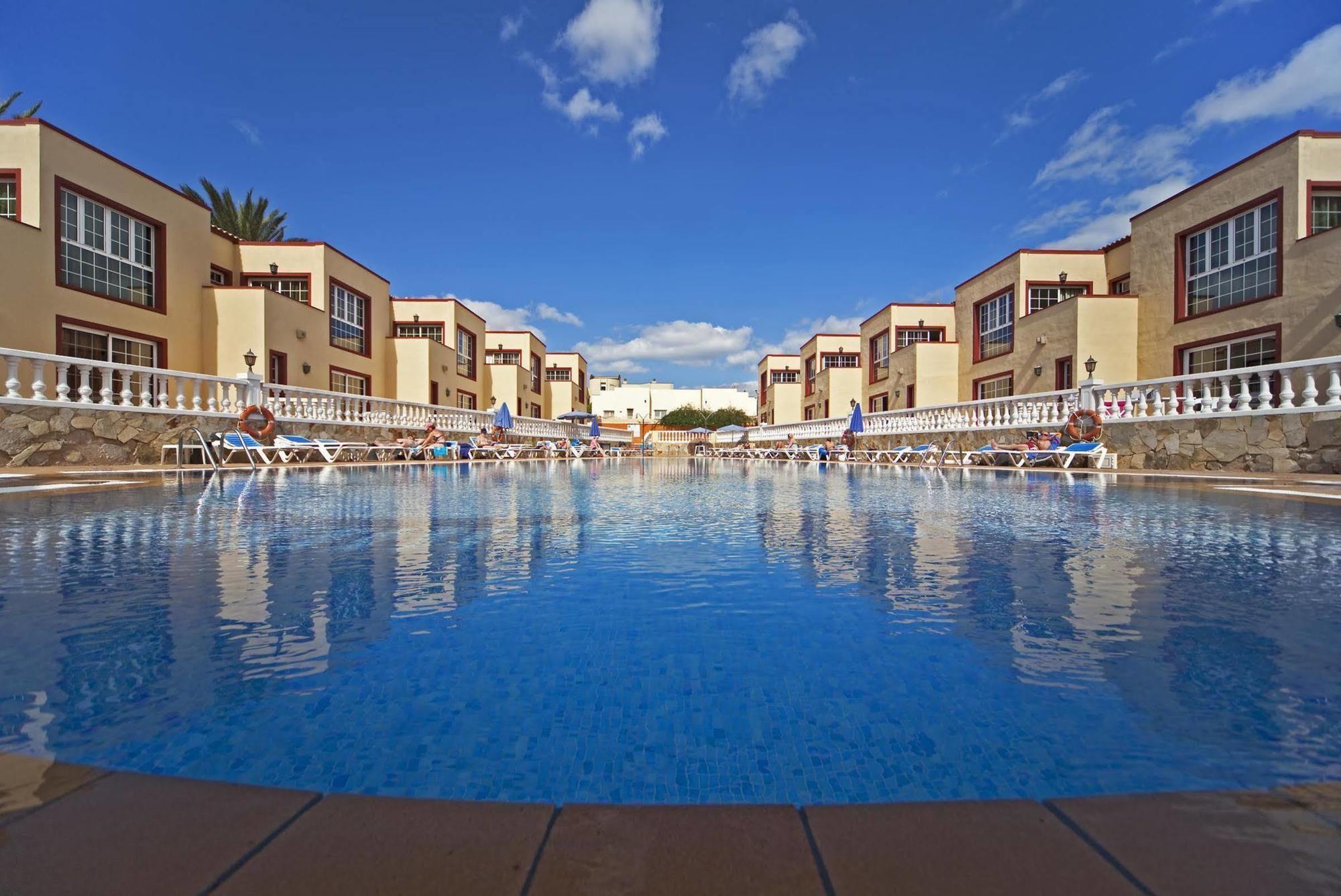 Apartamentos Maxorata Beach Corralejo Bagian luar foto