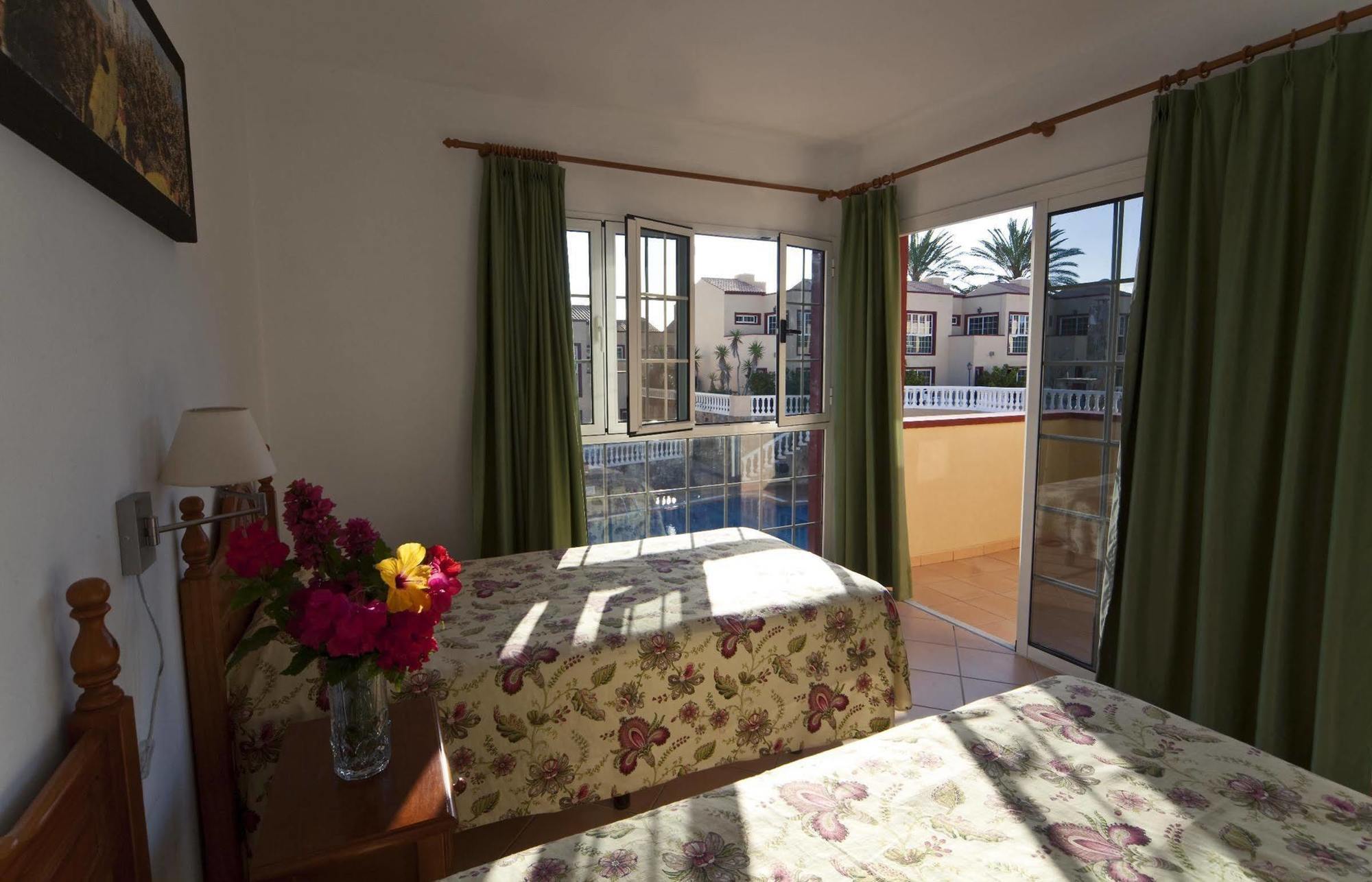 Apartamentos Maxorata Beach Corralejo Bagian luar foto